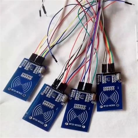 arduino uno multiple rfid readers